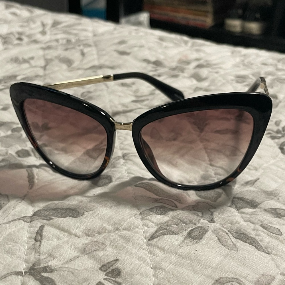 Kate Spade Cissy Sunglasses